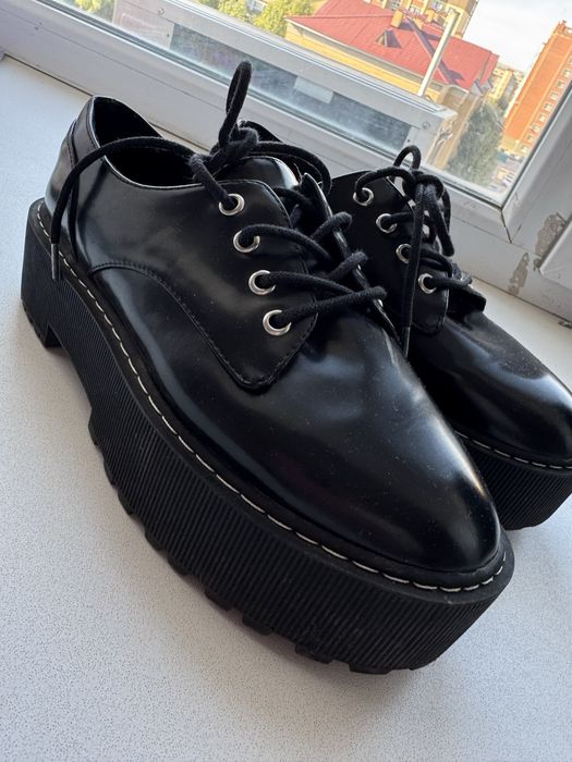 Пробам женские ботинки HM