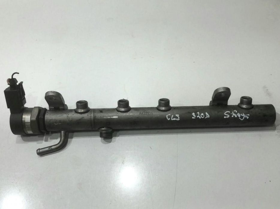 Rampa injectoare stanga a6420700495 Mercedes-Benz S-Class W221 [2005