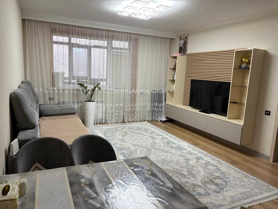 Продается евро 2 комн кв в самом центре Наурызбай Батыра,145