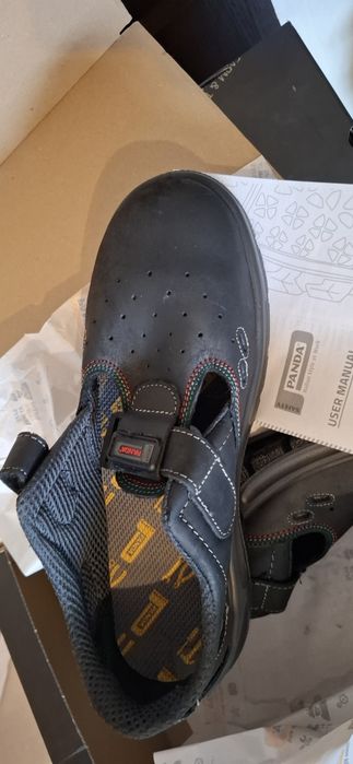 Работни обувки нови