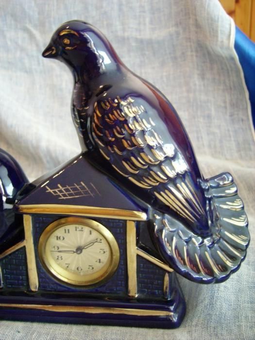 Стар голям порцеланов каминен часовник