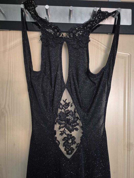 Бална/коктейлна черна рокля