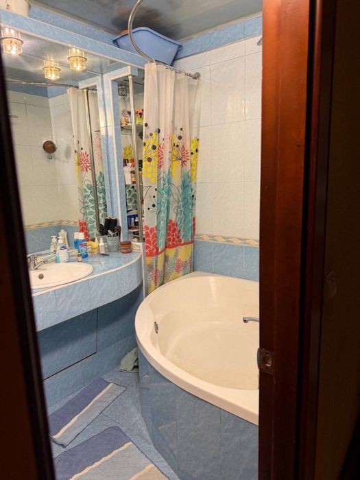 Тахтапул Себзор 5/1/5 Тоза ремонт бал: 2х9 обш: 110 кв.м Огороди бор