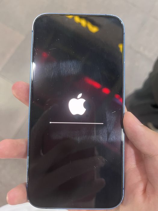 Продам Iphone 13 256gb