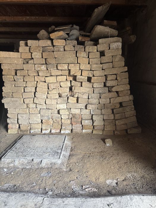 Николай Гишт сотилади 5000та