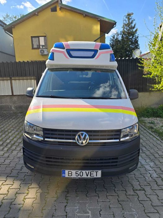VW Autoutilitara (sau schimb) Automata fosta Ambulanta 2016 Germania