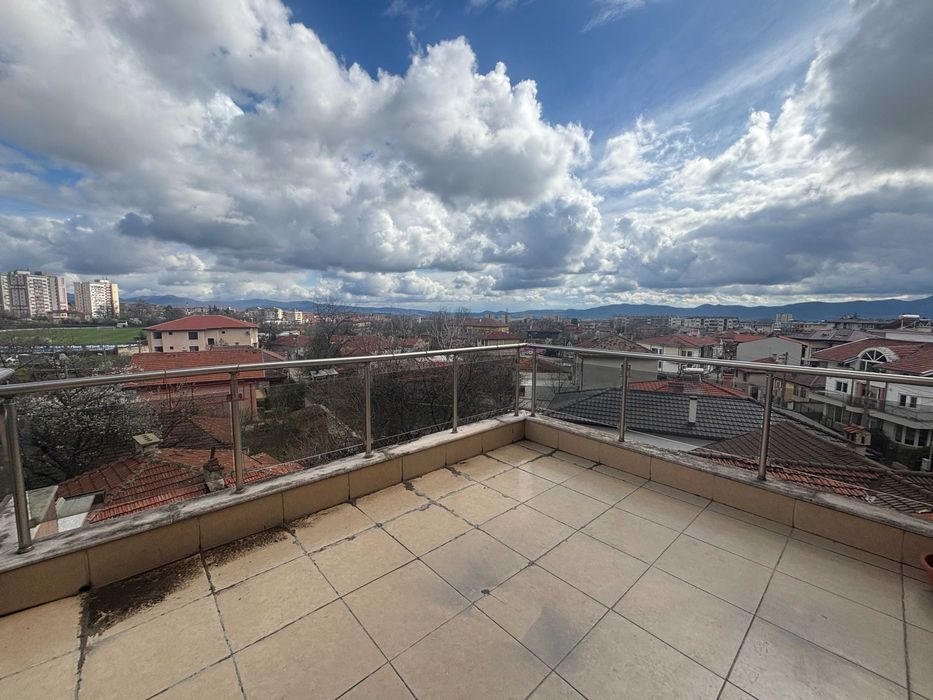 Дава се под наем Двустаен апартамент в Карлово - 96 кв.м за 398.82 € - Снимка #13