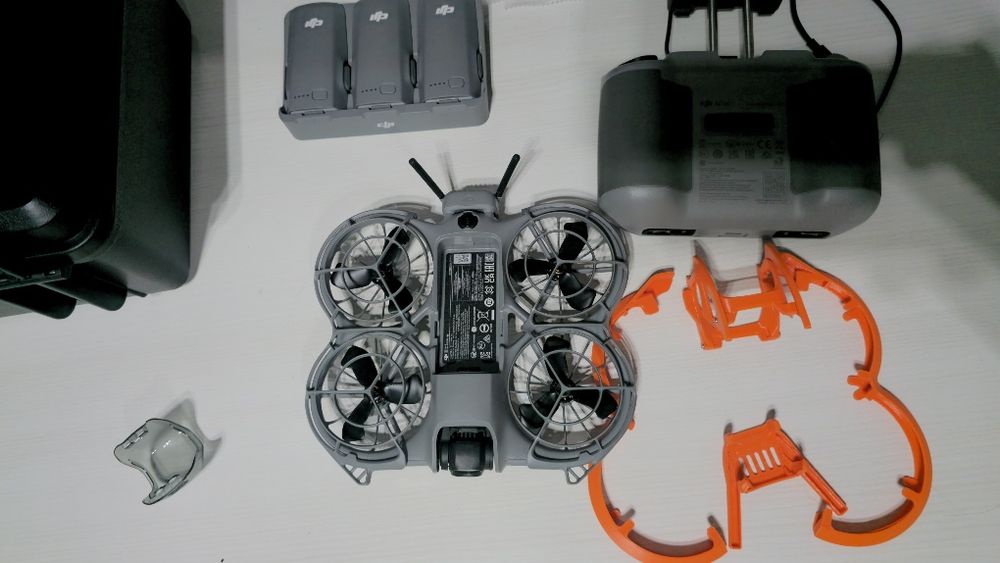 Dronă DJI - Neo 2 Fly More Combo
