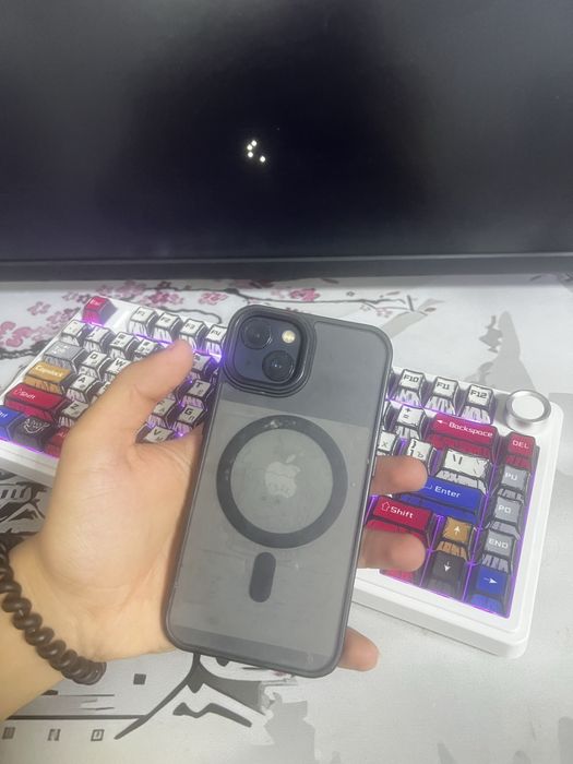 Продам iphone 13