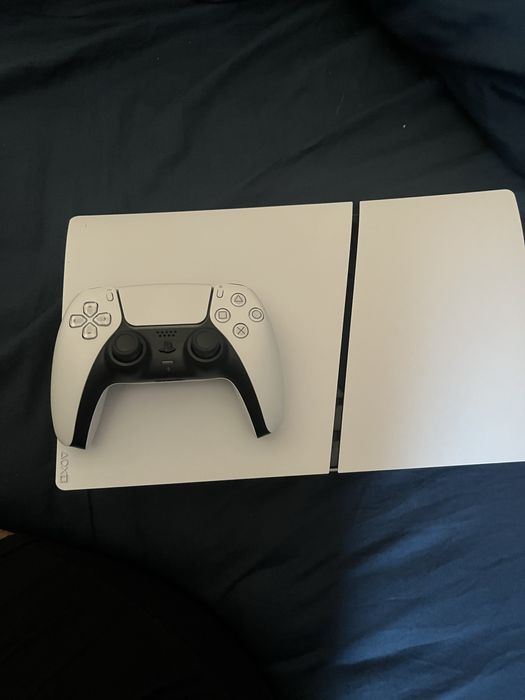 Playstation 5 digital edition с гарнация и кутия!