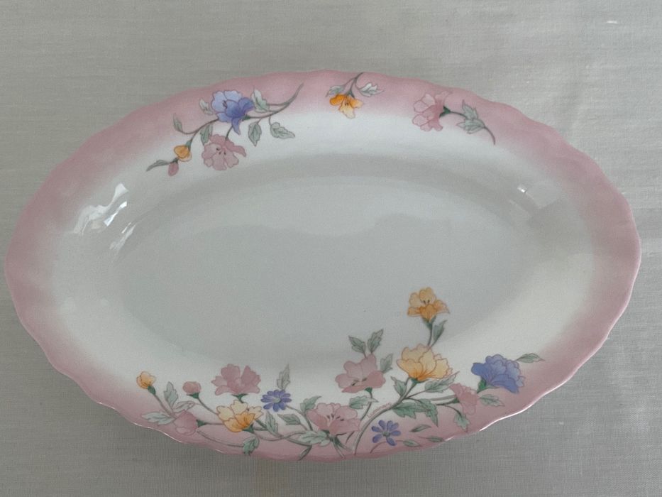 Набор овальных тарелок