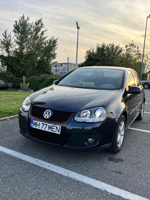 VW Golf 5 1.4 MPI 75 CP • 2005 • AC • Navigație • Cameră Marșarier