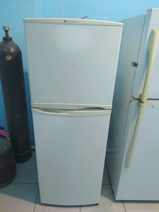 Продам холодильник LG