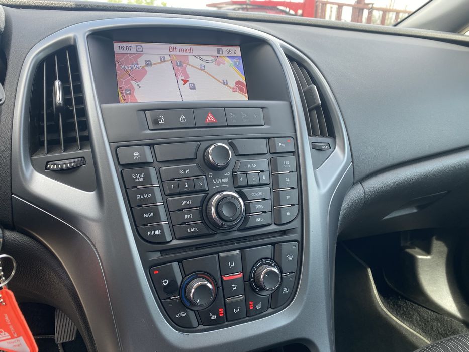 Opel Astra J 2.0 /165CP