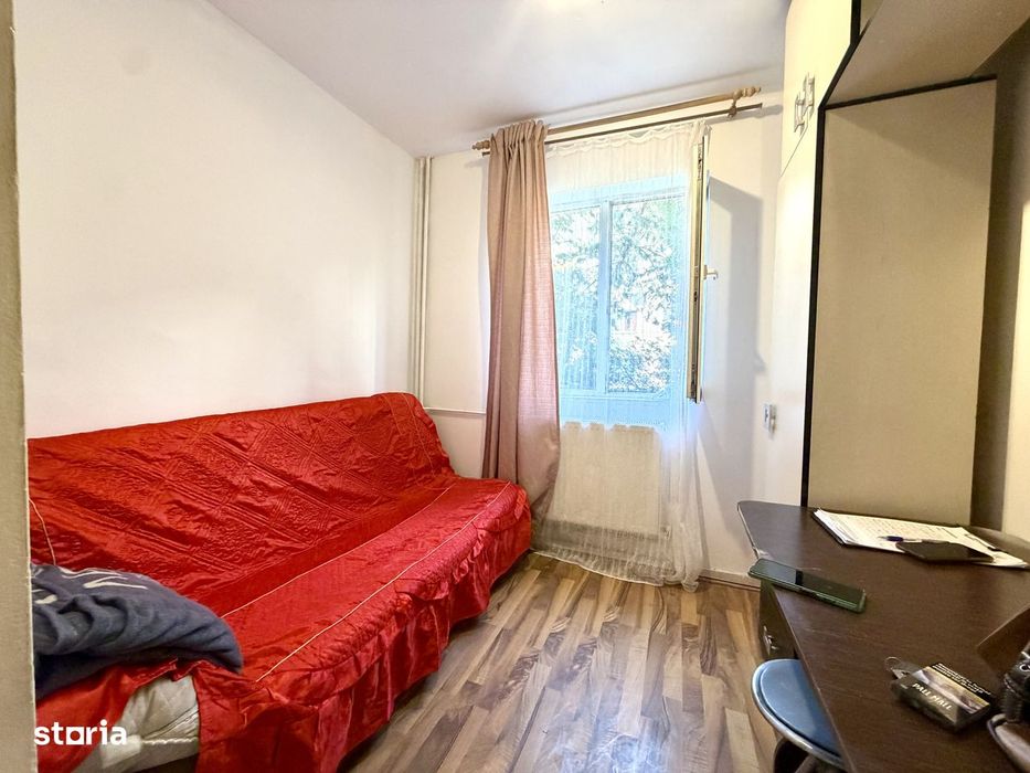 Garsoniera cu 14 mp utili, etaj 1, mobilata - Zona Elisabetin