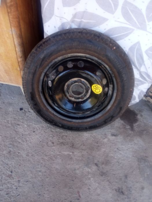 Запаска для автомобиля