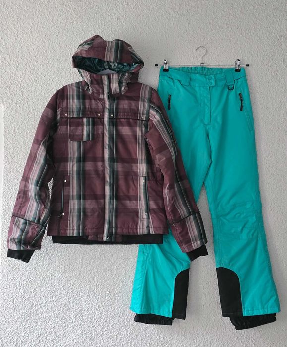 Дамски ски екип 686 ACC и Crivit размер М