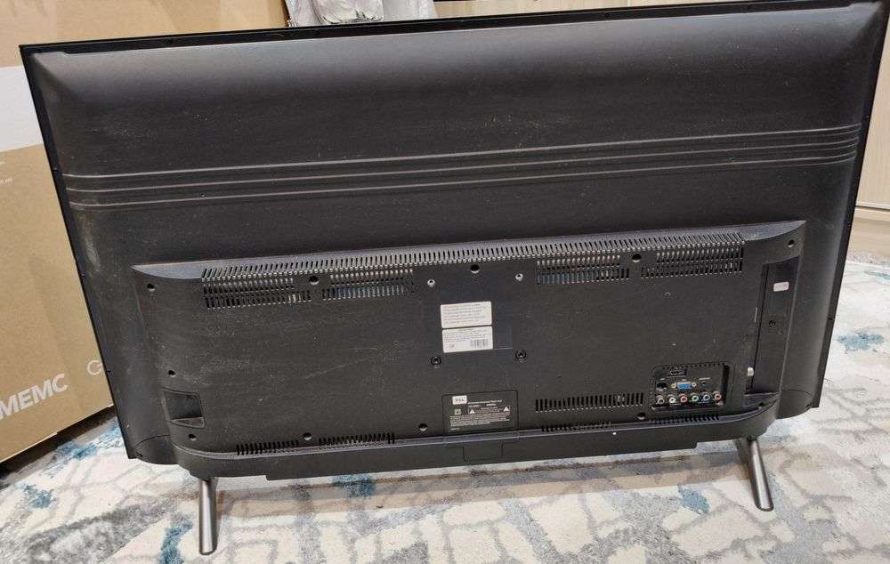 Продам телевизор TCL