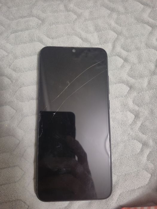 Продам телефон Remdi Note 8