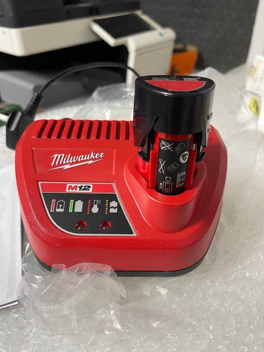 Set Milwaukee M12 NRG-201 Energy + 1 baterie Li-Ion 12V 2,0 Ah