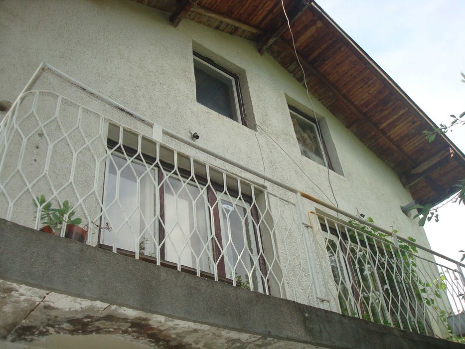 Продава се Къща в София, Младост 4 - 150 кв.м за 1134 €/кв.м - Снимка #3