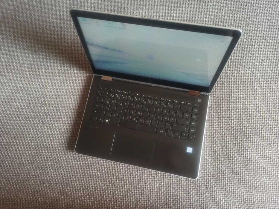 Сенсорный ноутбук-трансформер на базе Core i3-7100U / SSD