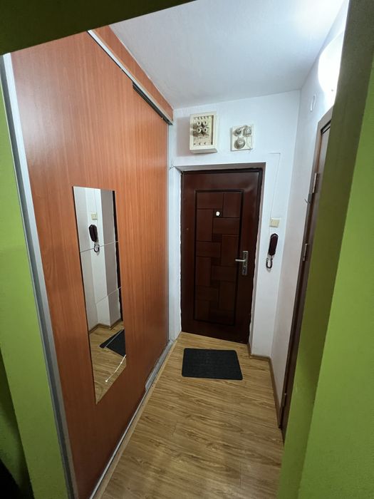 Închiriez garsoniera zona Vatra Luminoasa