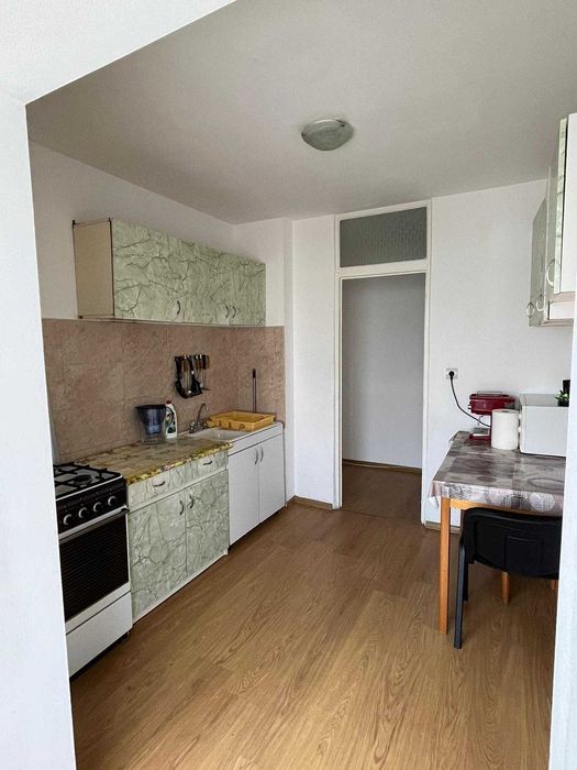 PF ÎNCHIRIEZ APARTAMENT 2 camere Întrelacuri