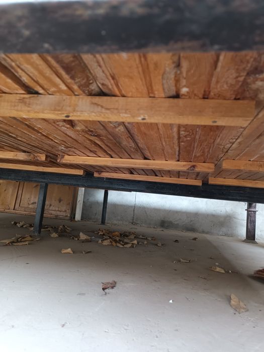 Темир каравот ( су́ри ) сотилади