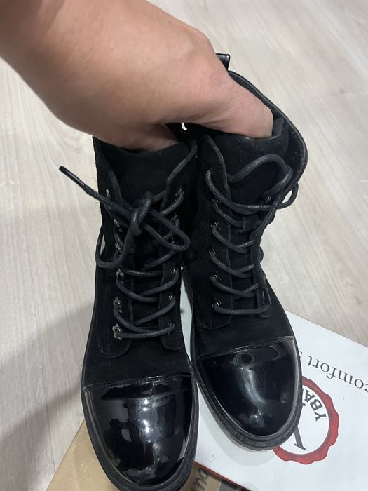 Продам ботинки на девочку