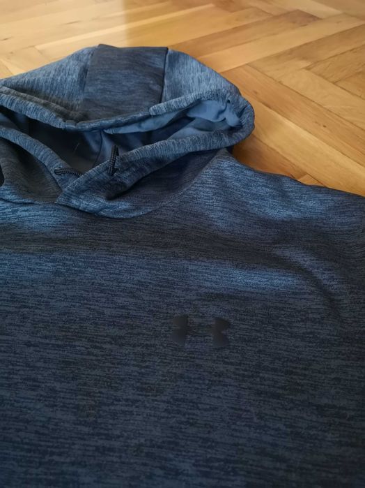Оригинални мъжки суичъри Under Armour размер L-XL