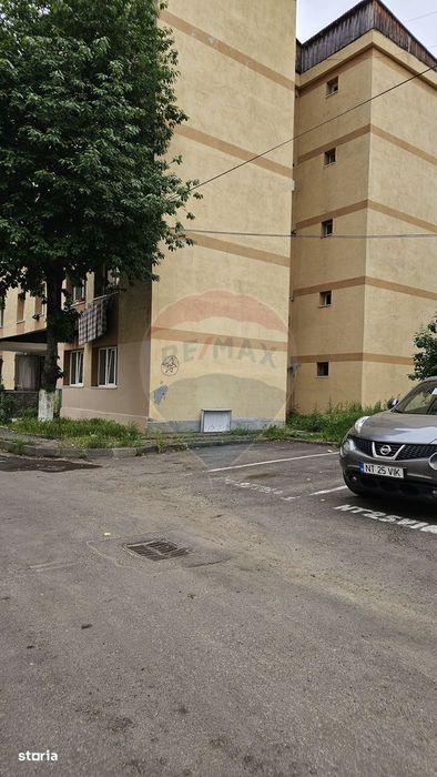 Apartament cu 2 camere de vânzare în zona Maratei