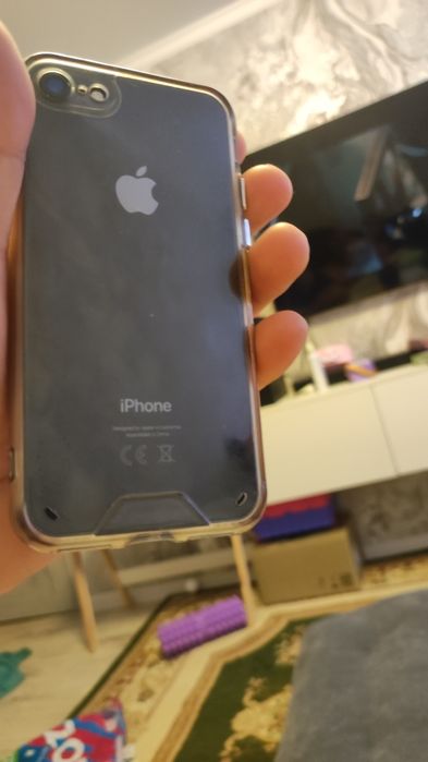 Продам айфон 8 , 64гб , не вскрывался