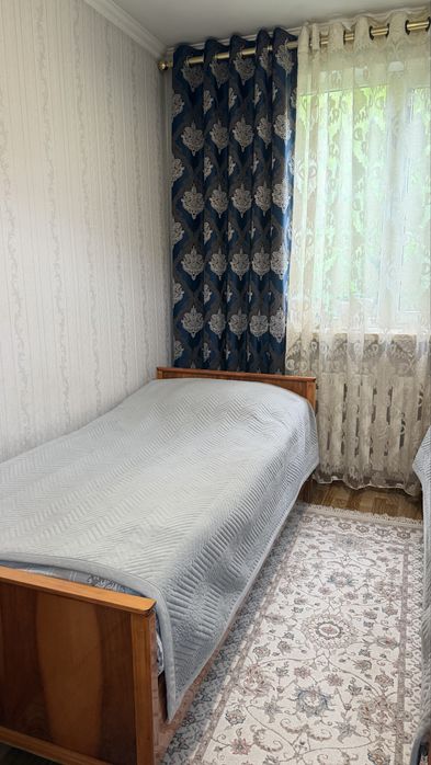 Кровать натуральный дерево