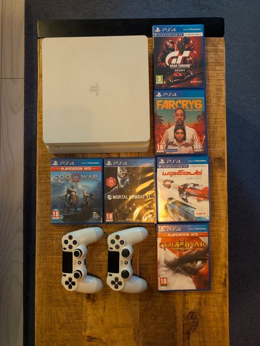 PlayStation 4 PS4 Slim 500 GB