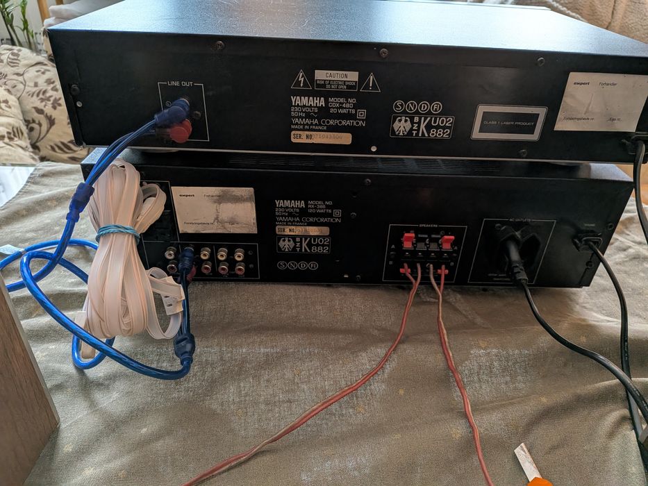 Linie amplificator Yamaha RX-385 si CD player CDX-480