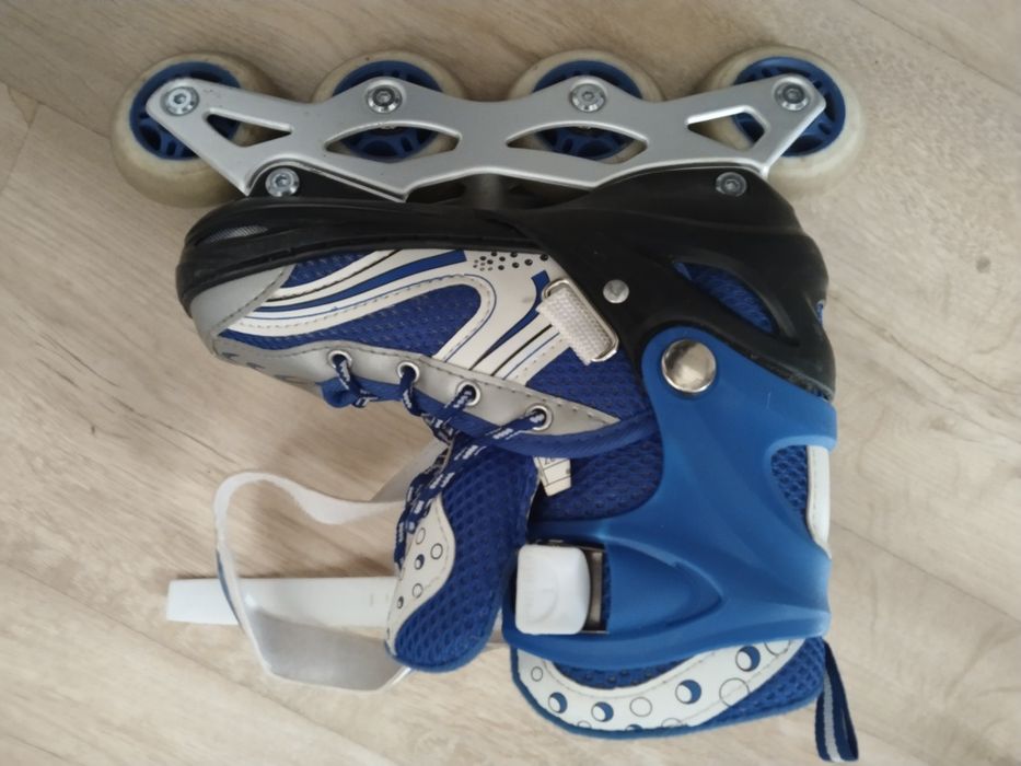 Продам роликовые коньки