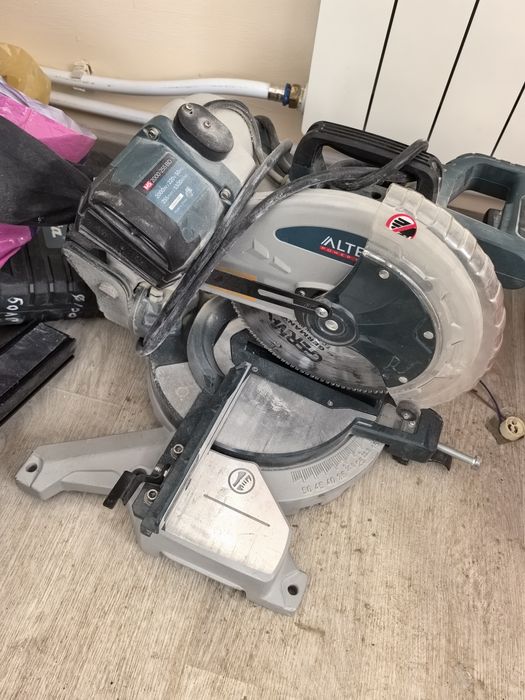 Торцовочная пила alteco 255