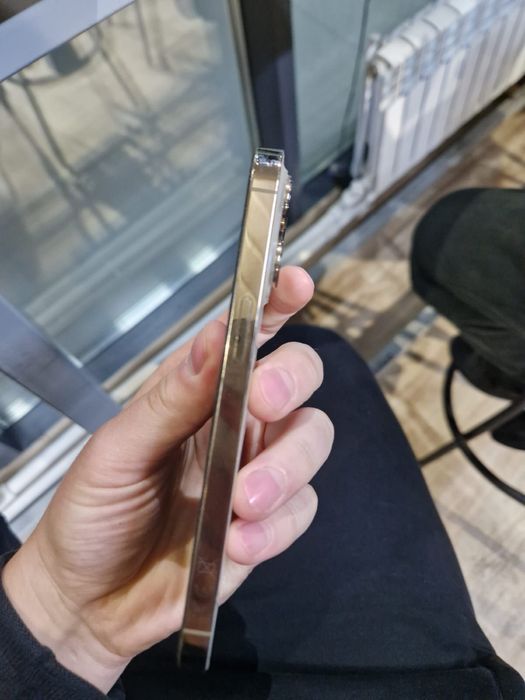Продам iphone 13 pro