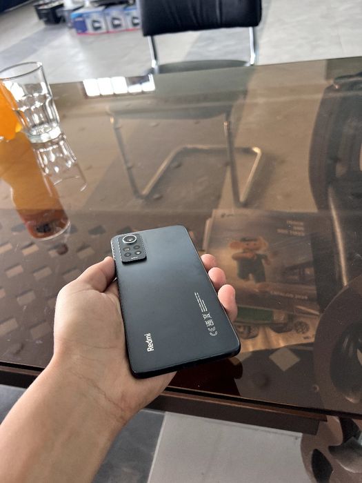 Redmi not 12 pro xotira 256 daq qar bo full narxi 1.600 .