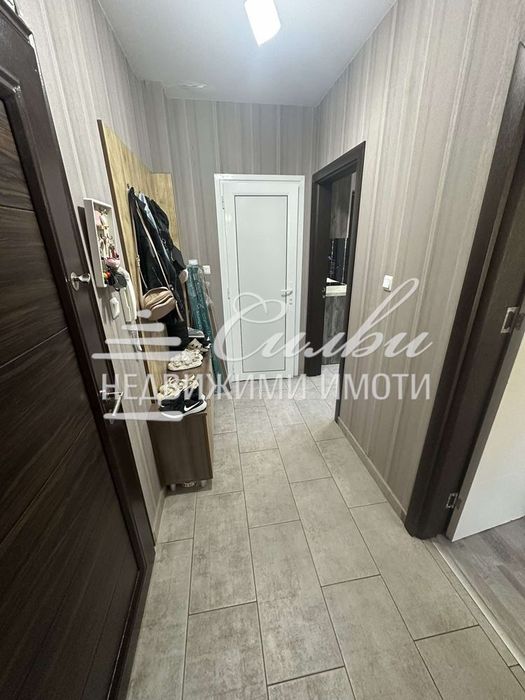 Продава се Тристаен апартамент в Търговище, Център - 72 кв.м за 1488 €/кв.м - Снимка #9