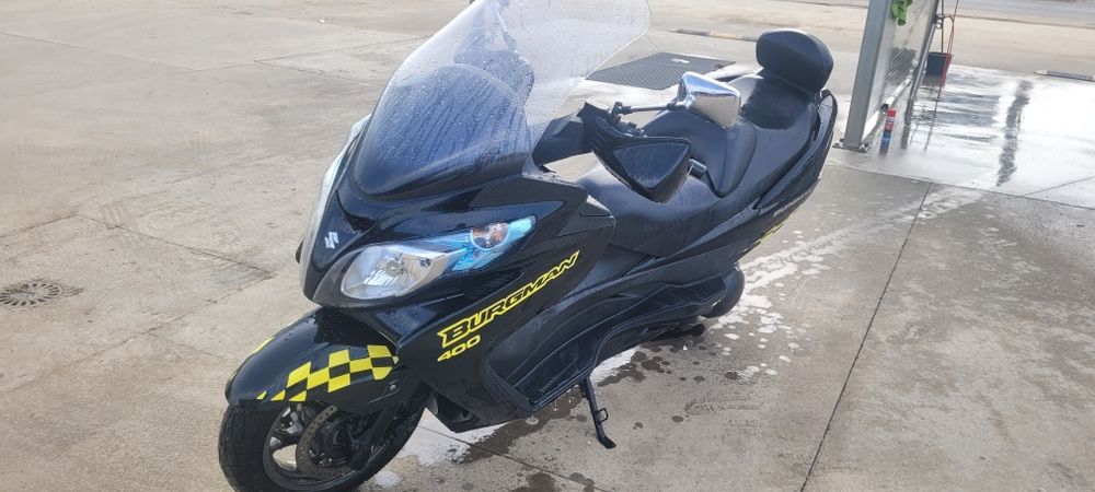 Suzuki Burgman 400