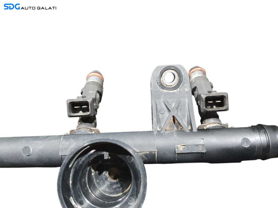 Rampa Presiune cu Injector Injectoare Dacia Logan 1 1.6/1.4 Benzina 2004 - 2012 Cod 8200227124 0280158034 [N3226]
