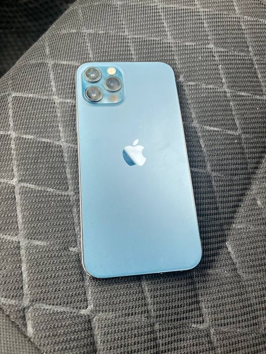 Iphone 12 pro xolati idial srochna sotiladi