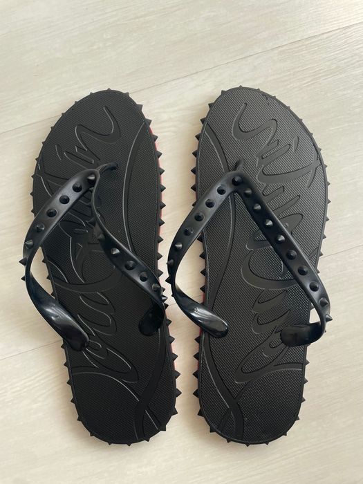 Christian Louboutin джапанки