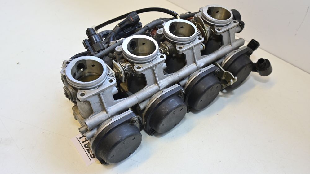 Rampa De Injectie Yamaha YZF R1 2002 2003 5PW admisie  TPS