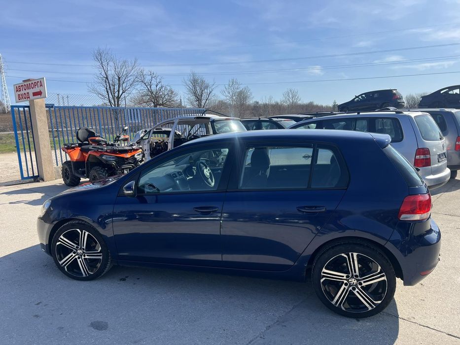 VW Golf 6 1.6 105 кс.код на мотора CAY