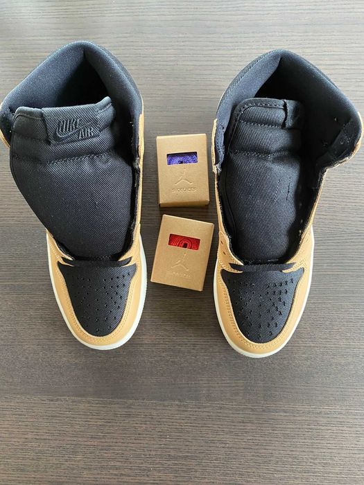Air Jordan 1 Heirloom