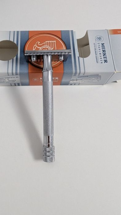 Vând aparat de bărbierit Merkur 25C