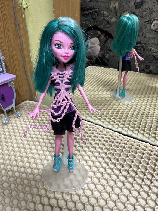Продам куклу  монстр хай!